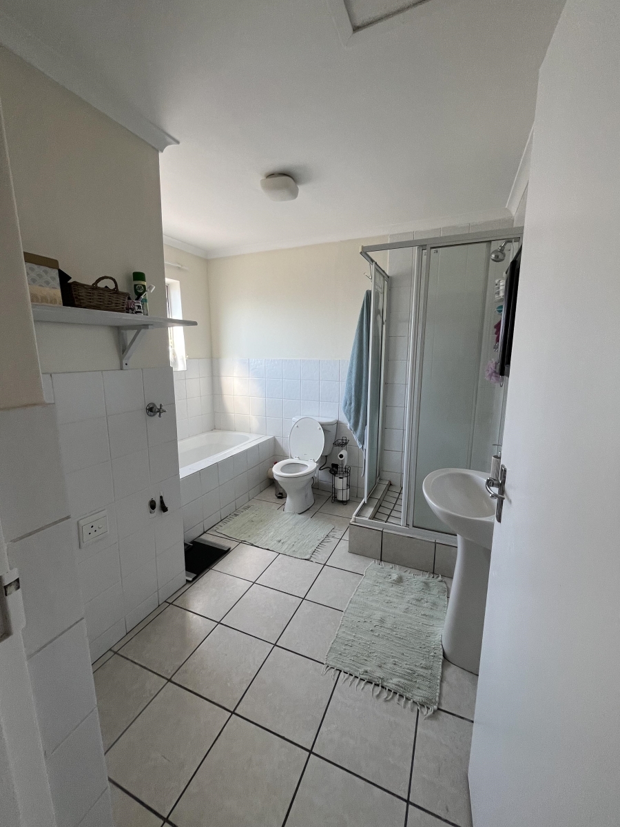 To Let 1 Bedroom Property for Rent in Parklands Western Cape